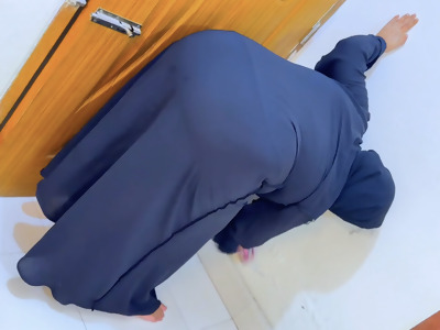 maid sexy stuck